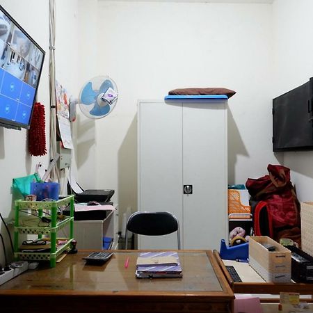 Reddoorz Near Living Plaza Purwokerto Hotell Eksteriør bilde
