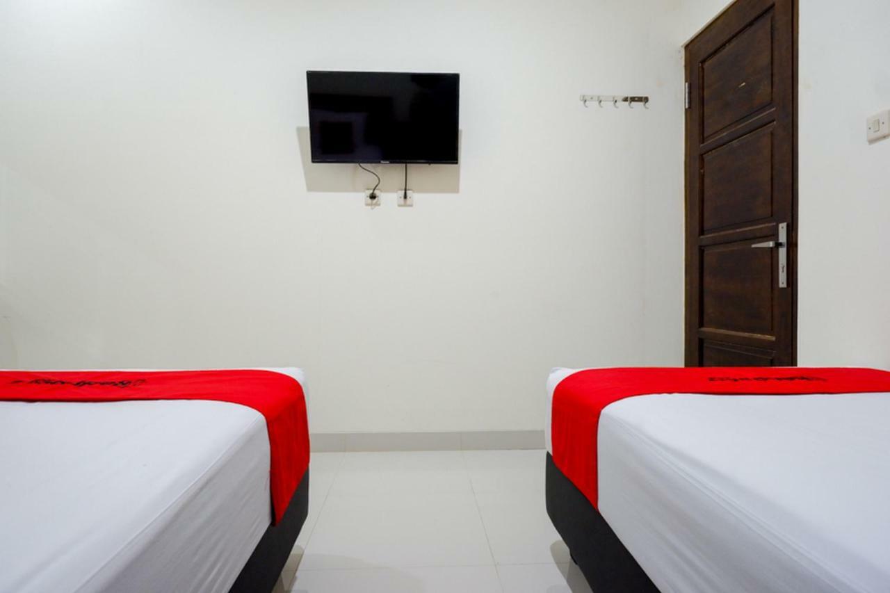 Reddoorz Near Living Plaza Purwokerto Hotell Eksteriør bilde